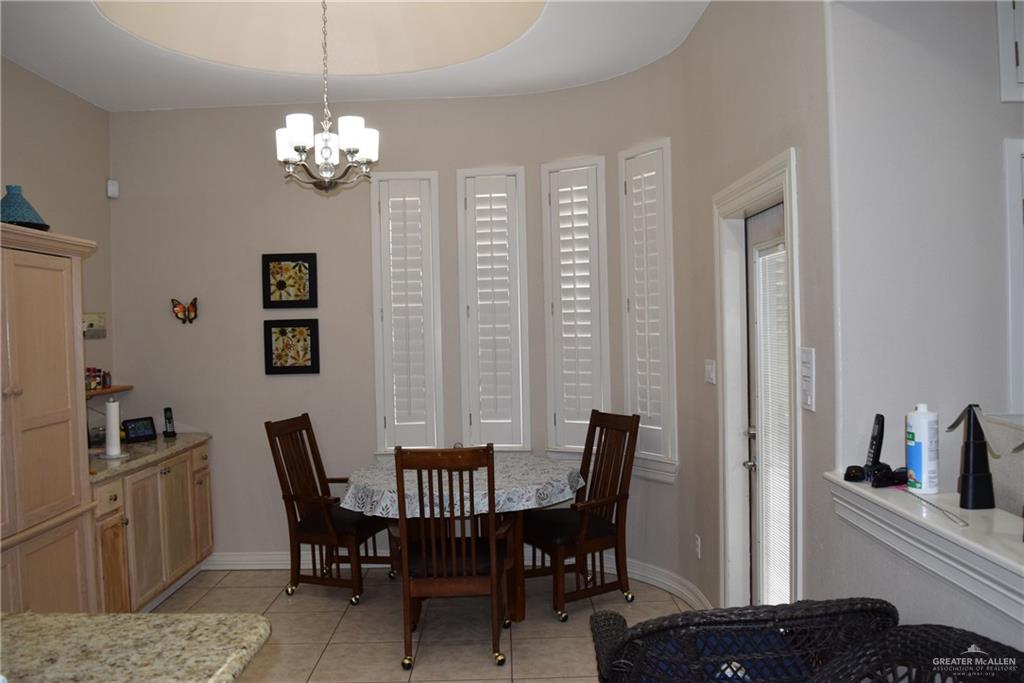 2707 Live Oak Street, Mission, Texas image 7