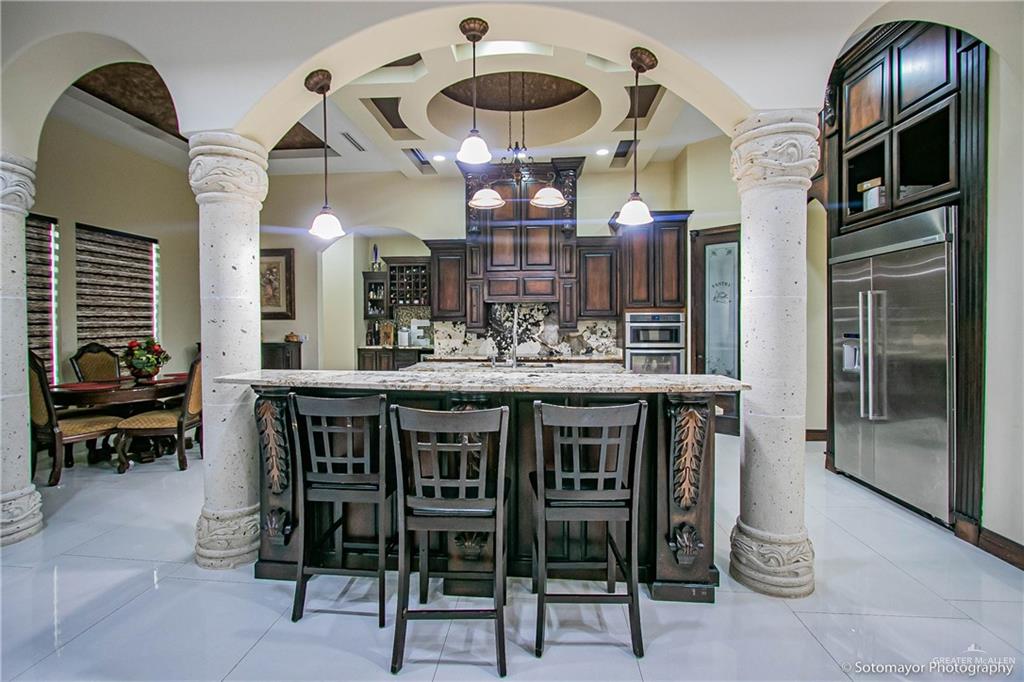 104 Loma Blanca Street, La Joya, Texas image 3