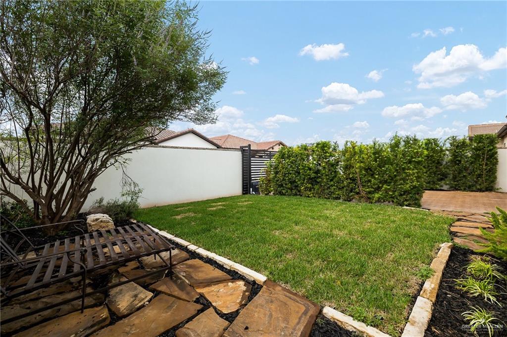 809 Grayson Avenue, McAllen, Texas image 22