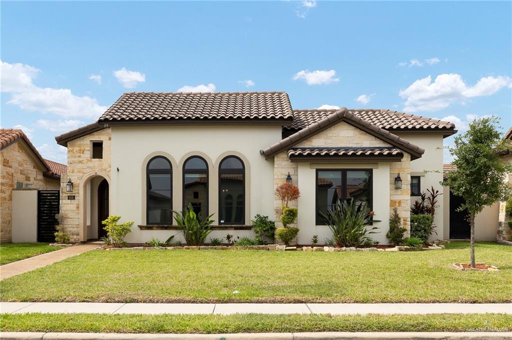 809 Grayson Avenue, McAllen, Texas image 1