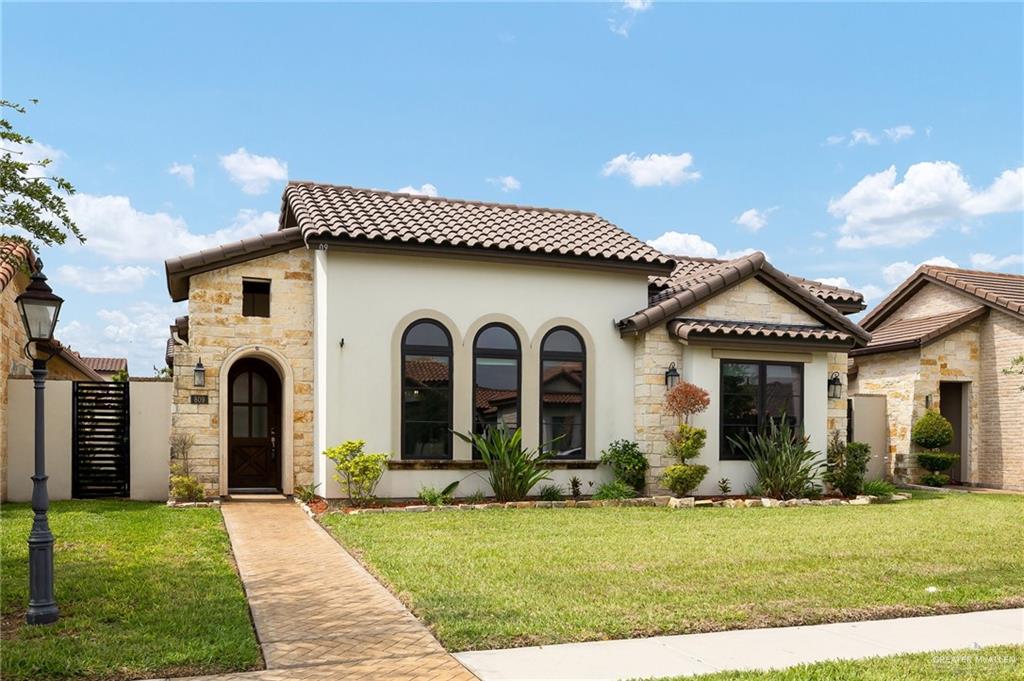 809 Grayson Avenue, McAllen, Texas image 4