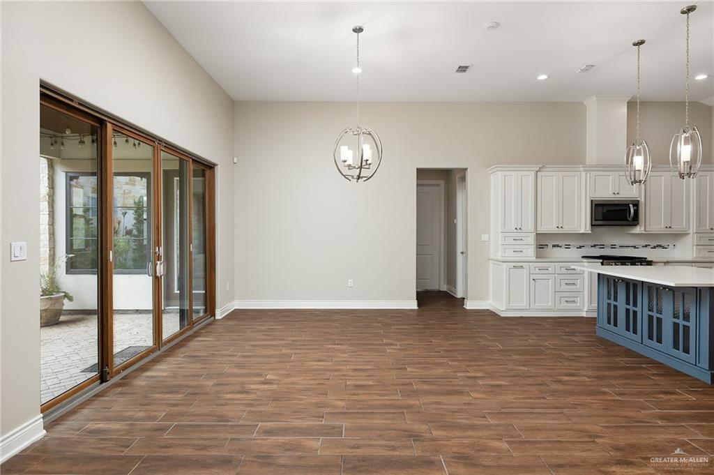 809 Grayson Avenue, McAllen, Texas image 7
