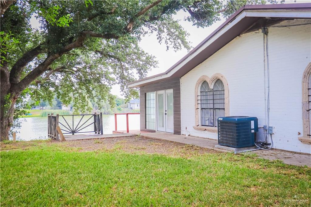 1230 Moon Lake Drive, Weslaco, Texas image 36