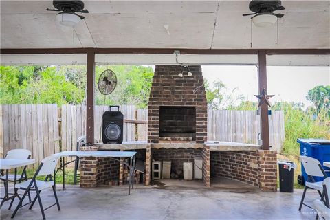 A home in Weslaco