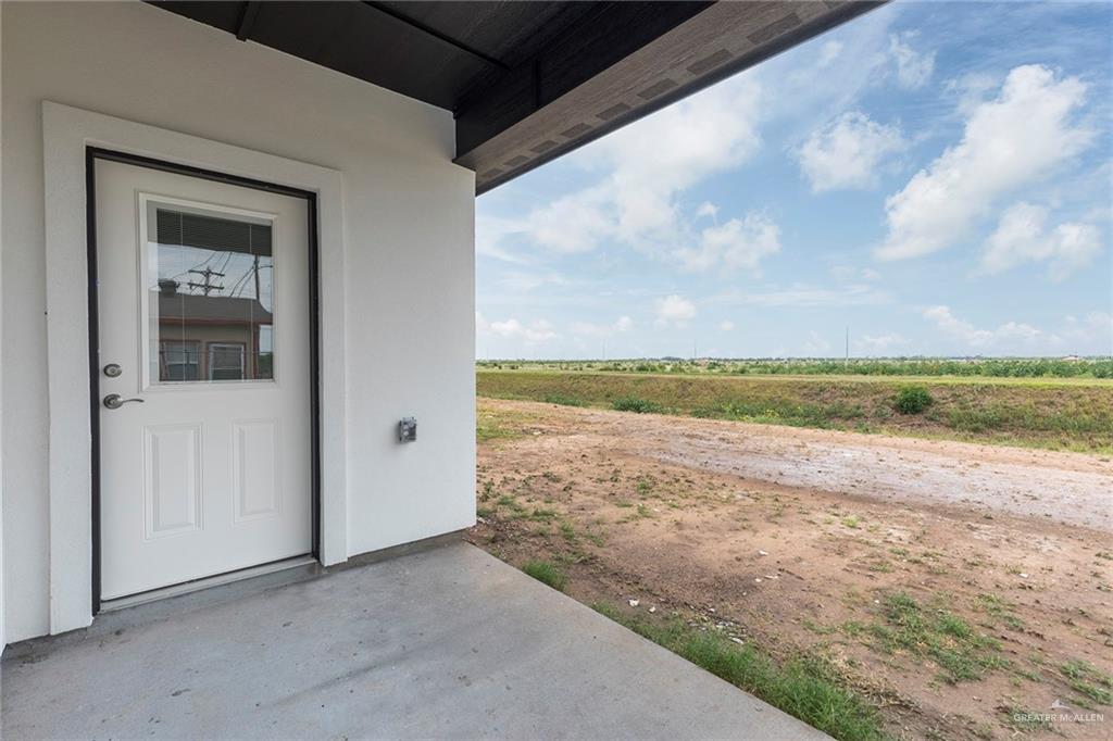 2314 Cuesta Del Sol Street, Edinburg, Texas image 15