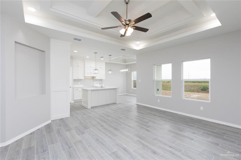 2314 Cuesta Del Sol Street, Edinburg, Texas image 4