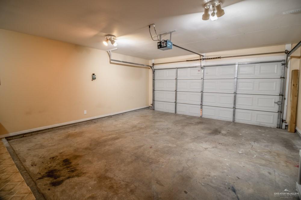 812 Chickadee Avenue, Pharr, Texas image 16