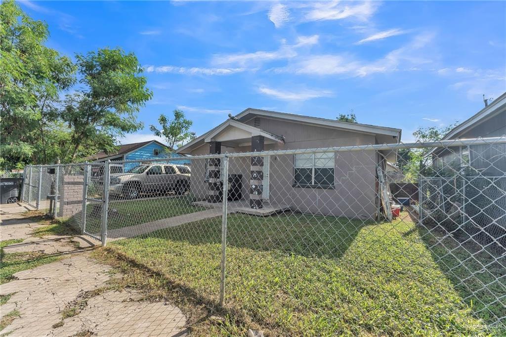 909 S 17 1/2 Street, McAllen, Texas image 1