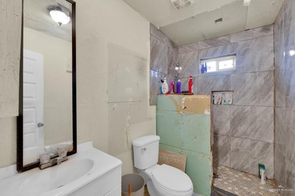 5621 Harwell Lane, Edinburg, Texas image 5