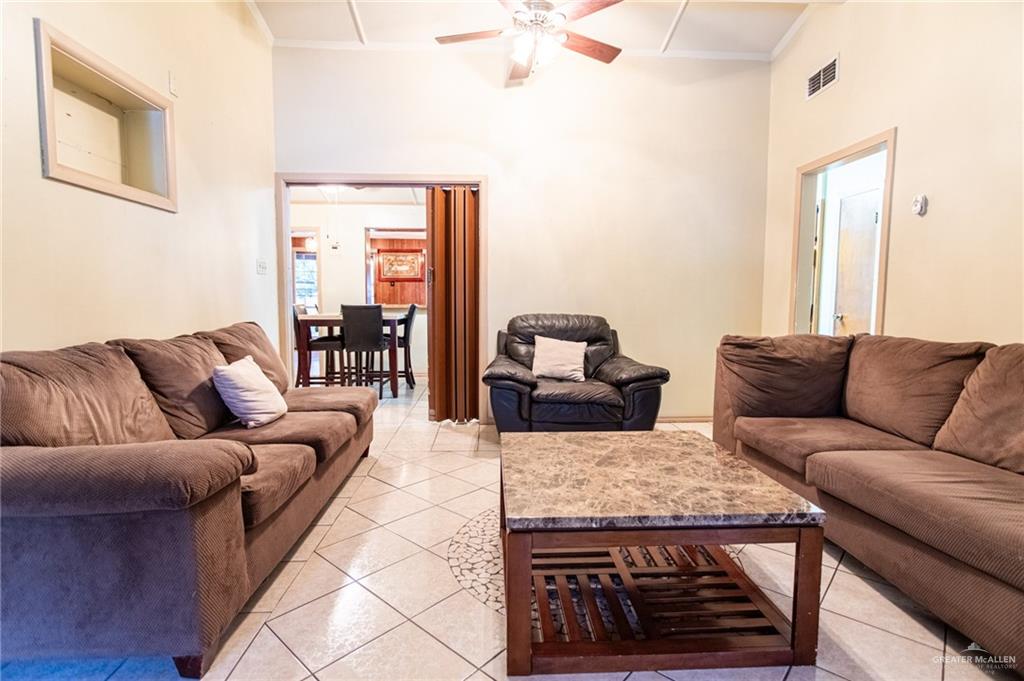 2401 E Austin Avenue, Harlingen, Texas image 8