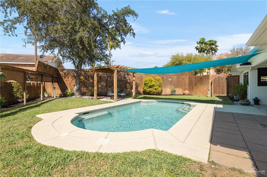 2141 W Japonica Avenue, McAllen, Texas image 24