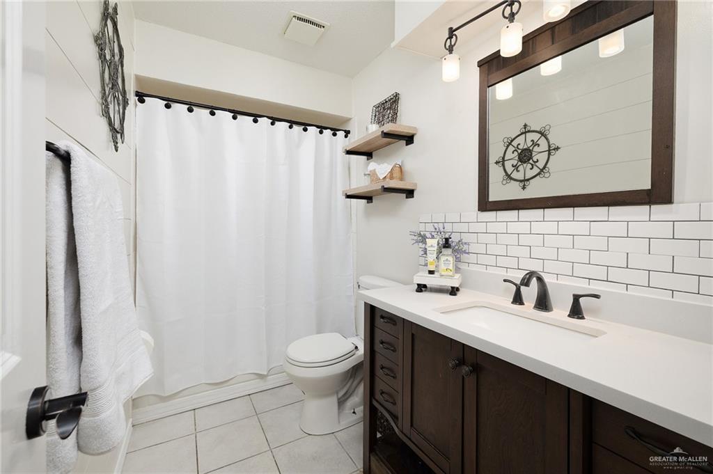 2141 W Japonica Avenue, McAllen, Texas image 10