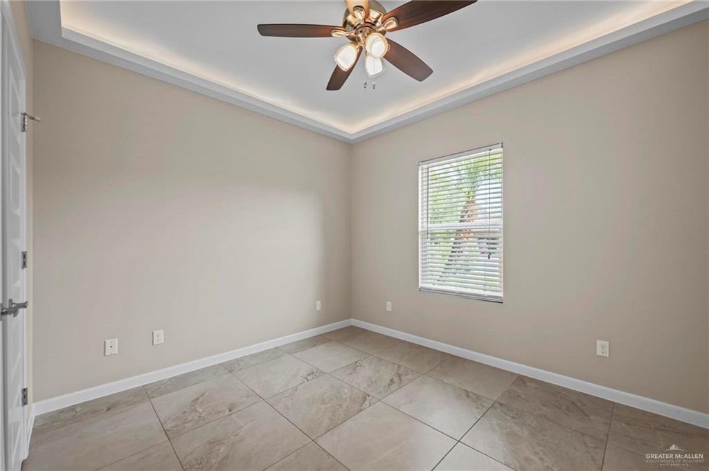 508 Pearl Drive, Pharr, Texas image 11