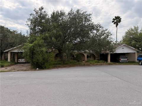 Photo of 208 9th Street, Hidalgo, TX 78557 (MLS # 502774)