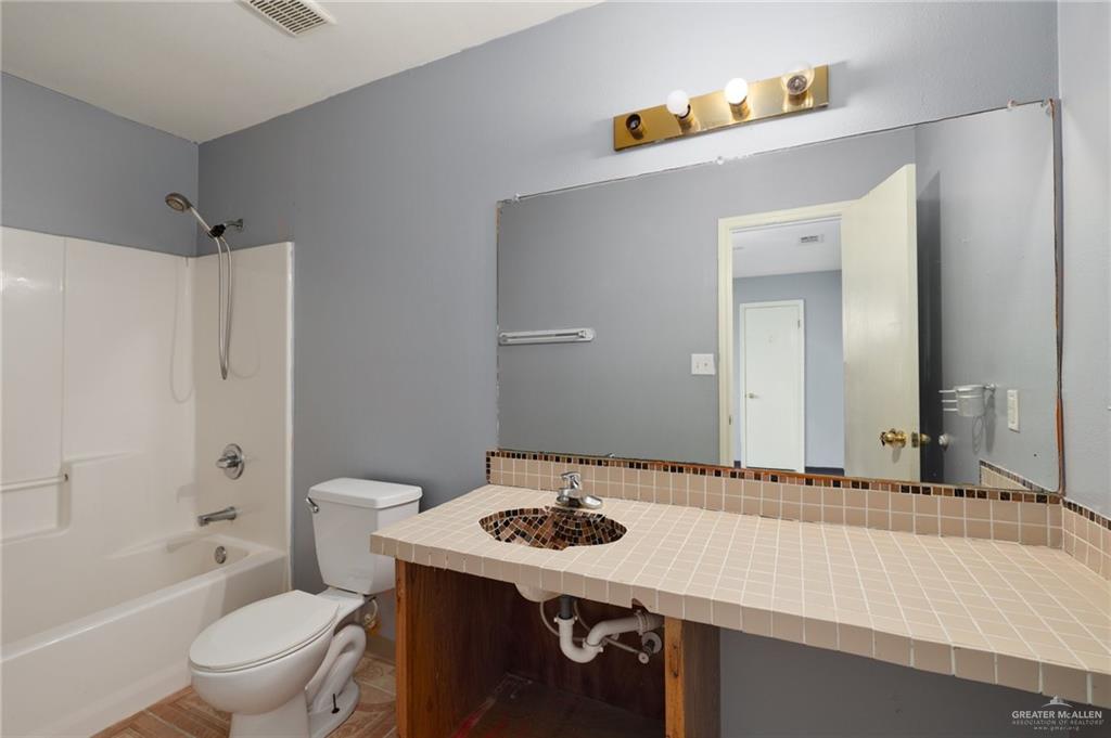 477 Serg Loop, Alamo, Texas image 6