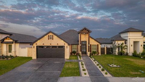 Photo of 8022 N 49th Lane, McAllen, TX 78504 (MLS # 496630)