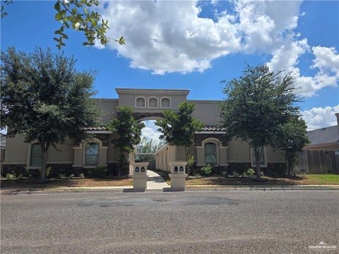 Multifamily For Sale - 4718 N Ebony Street<br/> Pharr, TX 78577