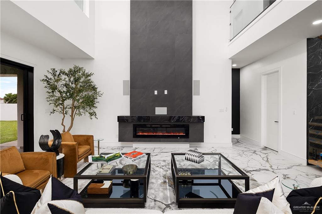 4648 Estancia Parkway