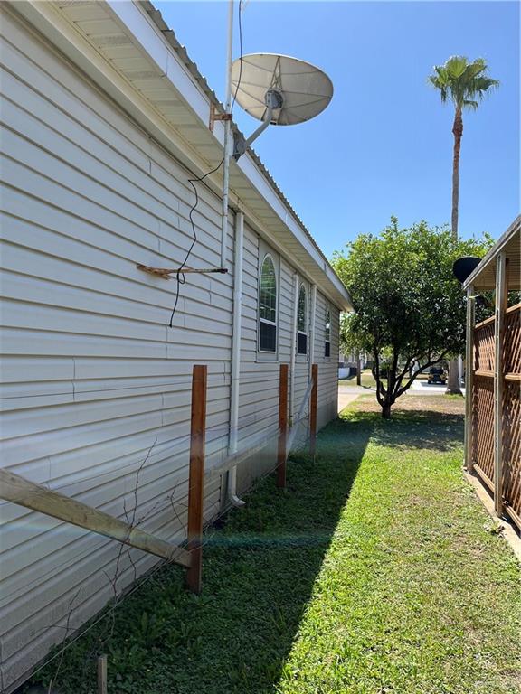 334 Fan Palm Drive, Alamo, Texas image 5