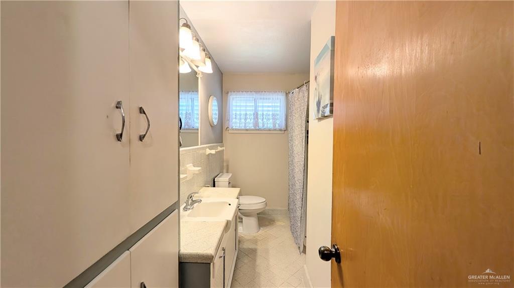 1624 E Los Ebanos Boulevard, Brownsville, Texas image 12
