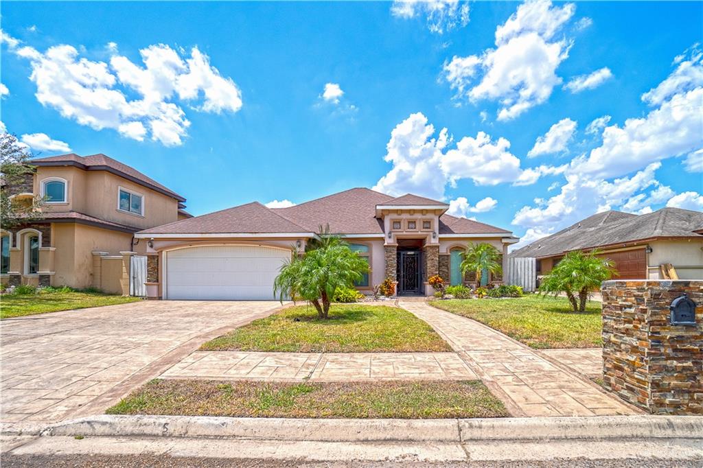 1904 S Erica Street, Pharr, Texas image 2