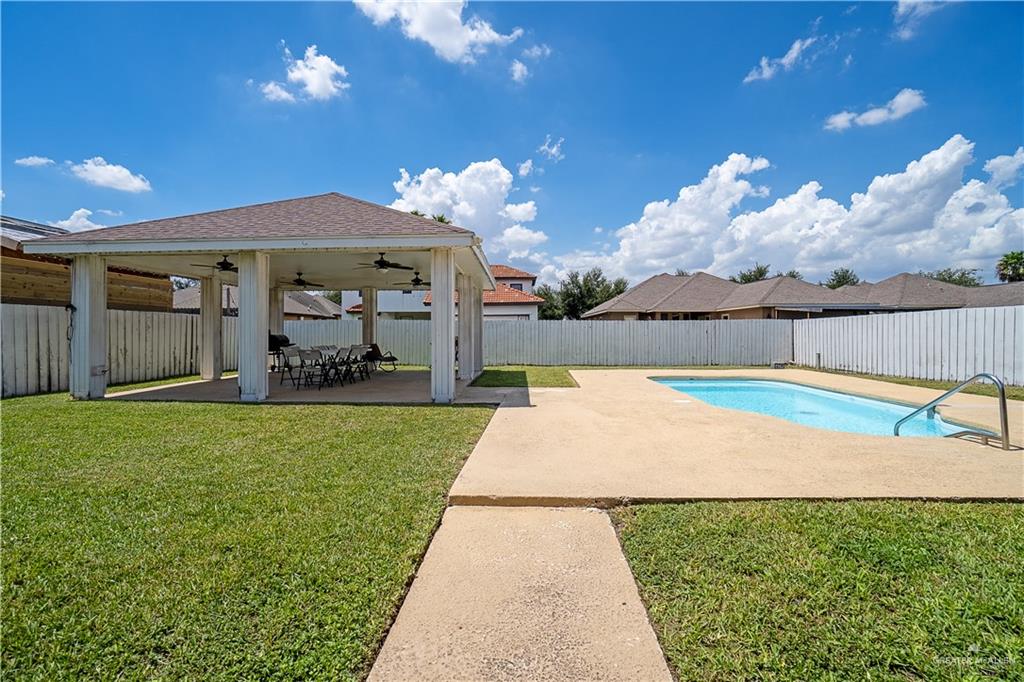 1904 S Erica Street, Pharr, Texas image 7