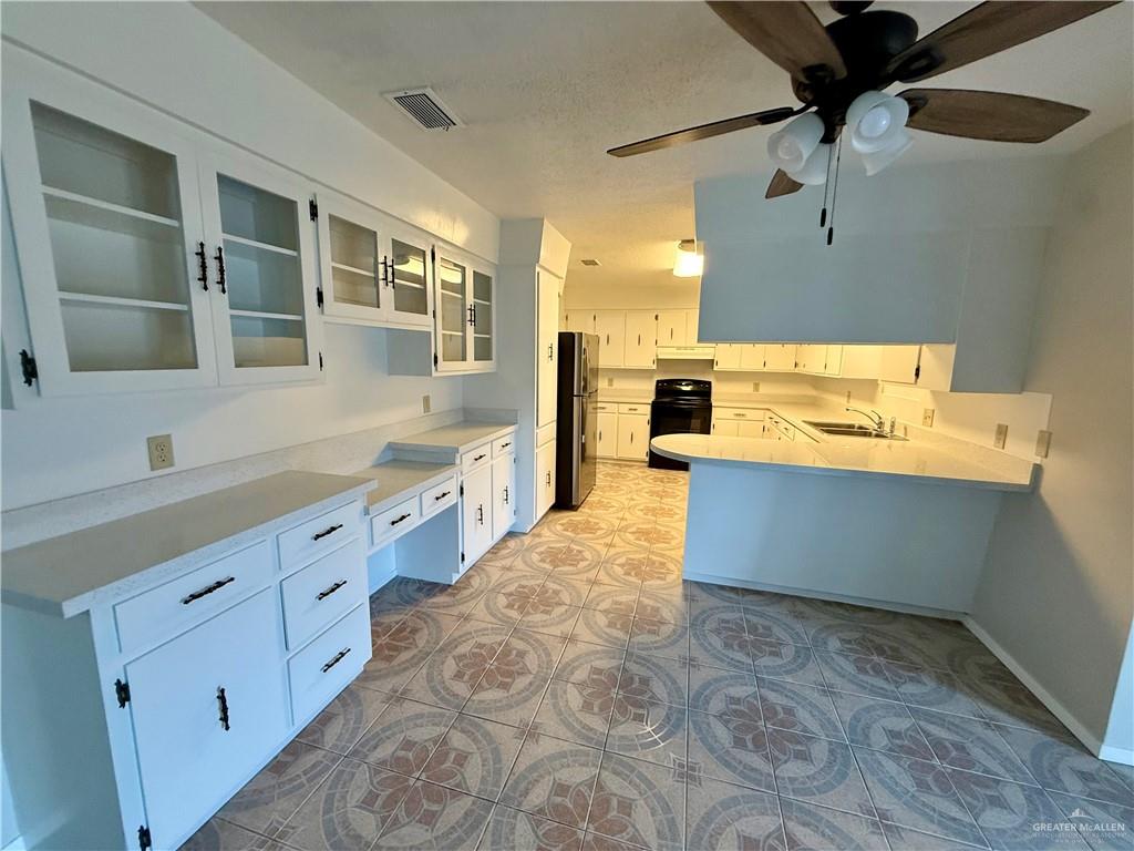 3504 Harvey Drive, McAllen, Texas image 8