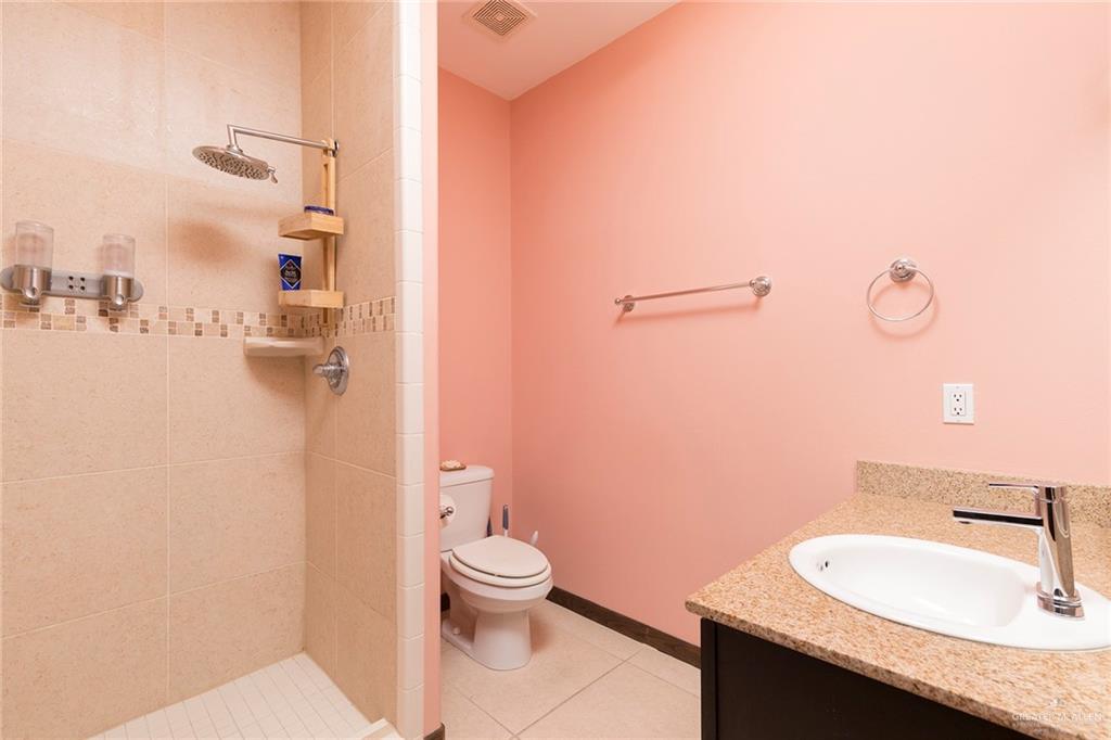 813 Travis Street #416, Mission, Texas image 13