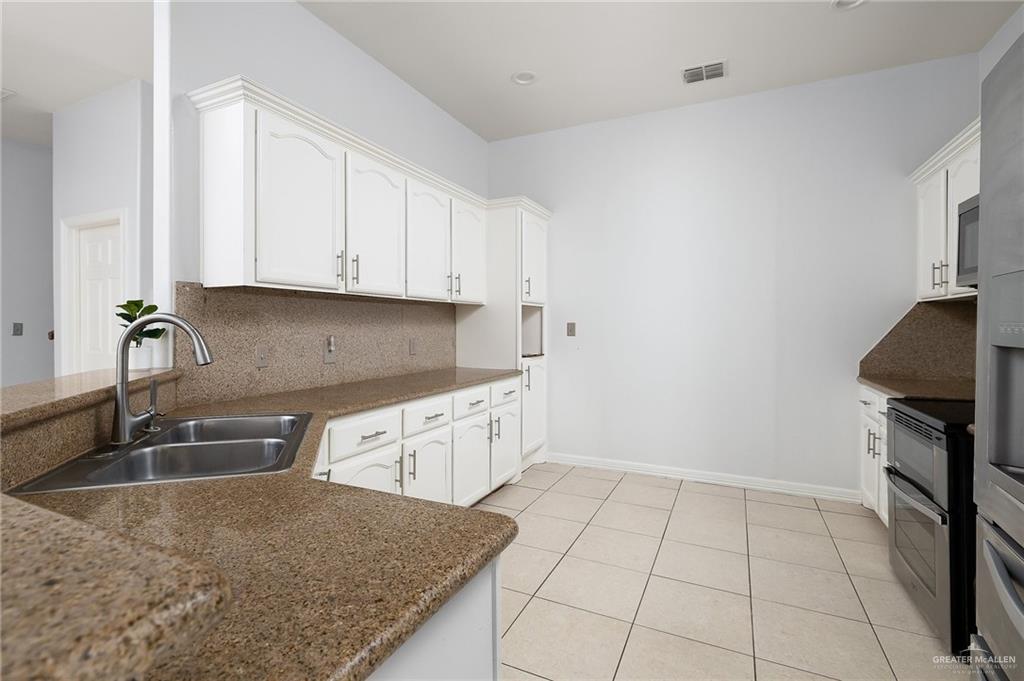 4717 Ebony Avenue, McAllen, Texas image 23