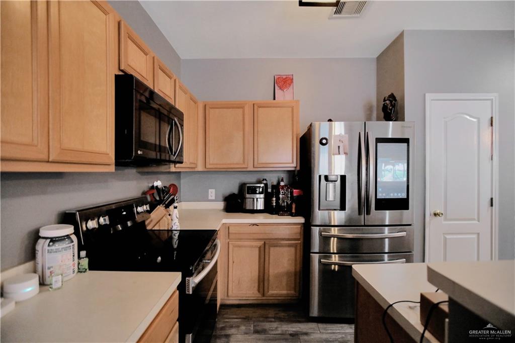 5302 Huisache Avenue, Pharr, Texas image 9