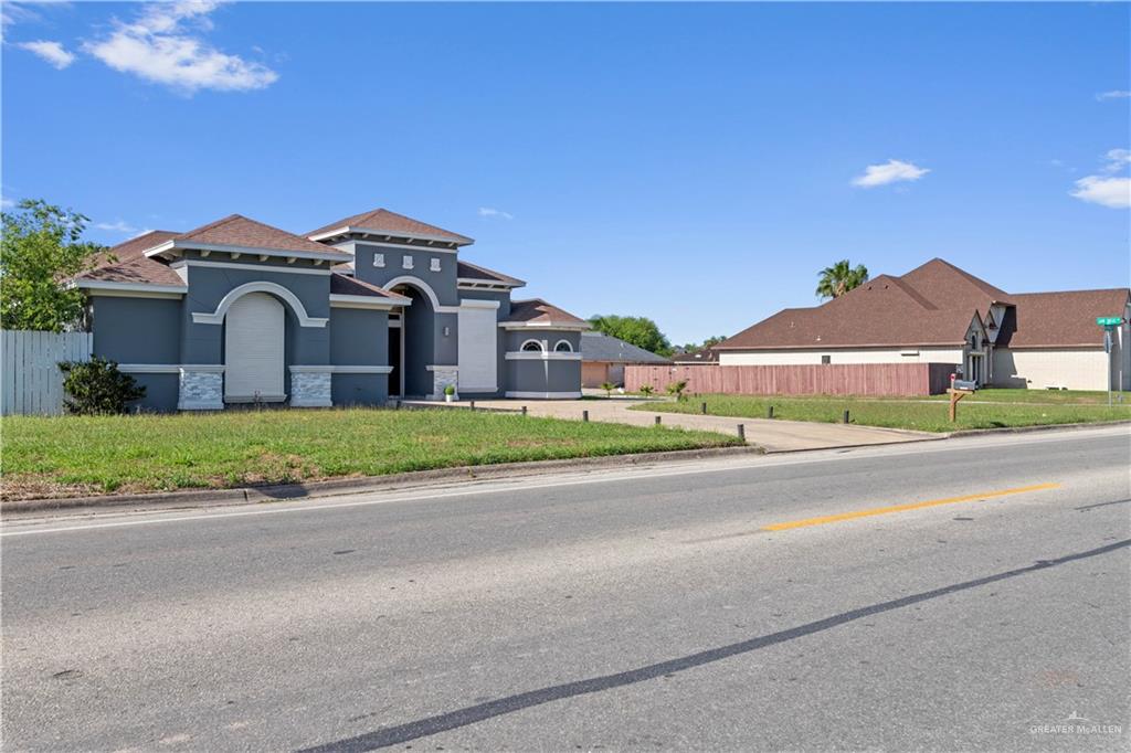 915 E San Marcelo Boulevard, Brownsville, Texas image 4