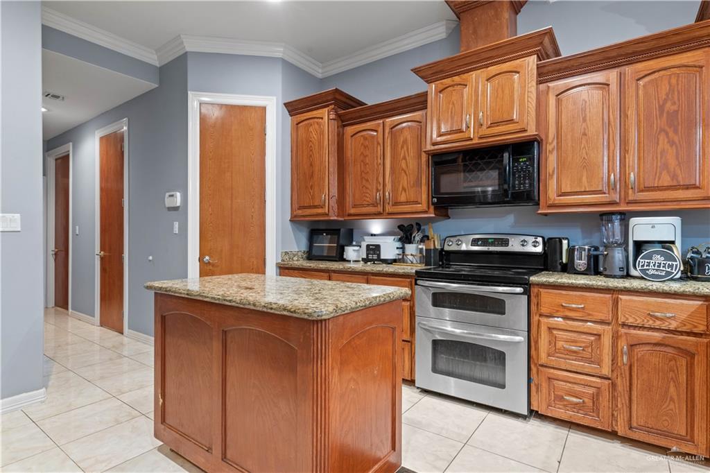 915 E San Marcelo Boulevard, Brownsville, Texas image 14