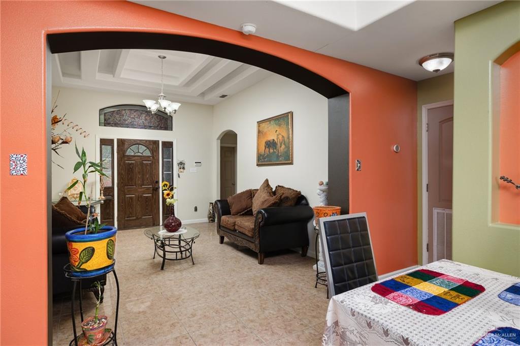 1904 E Hibiscus Avenue, Hidalgo, Texas image 4