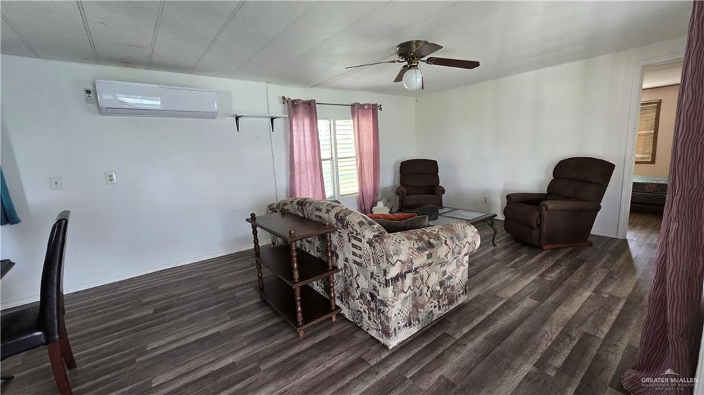 600 E Palmera Drive, La Feria, Texas image 4