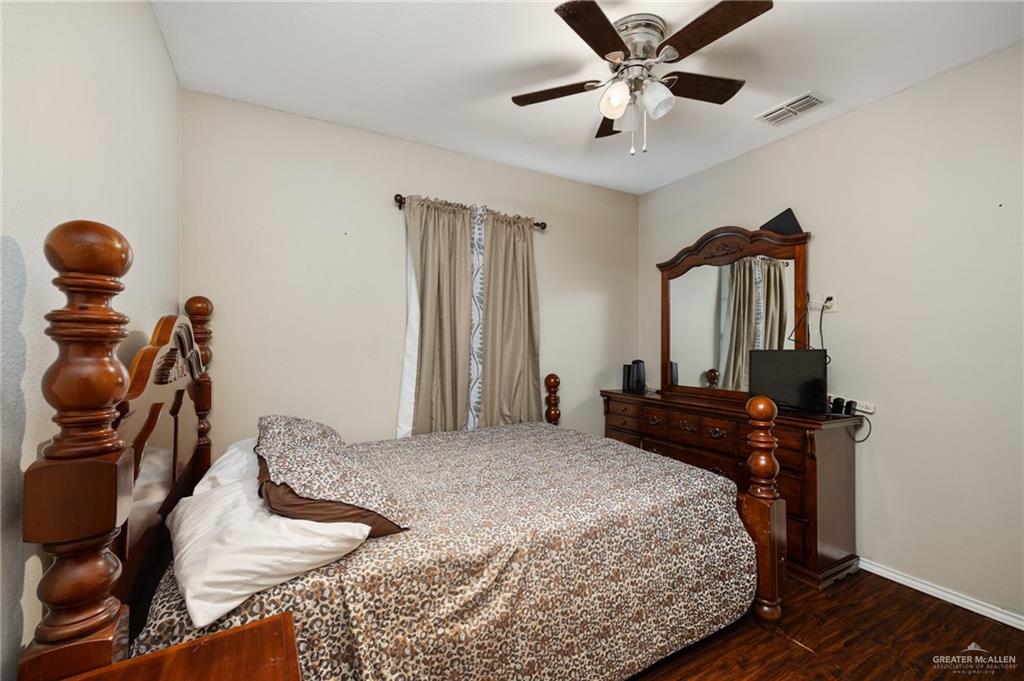 22504 N Val Verde Road, Edcouch, Texas image 9