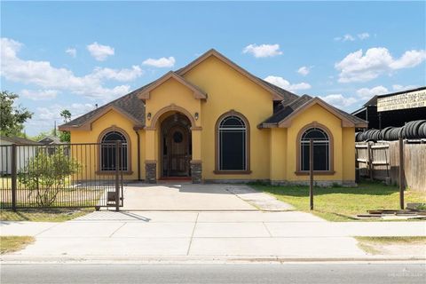 Photo of 240 E Dicker Drive, Pharr, TX 78577 (MLS # 483612)