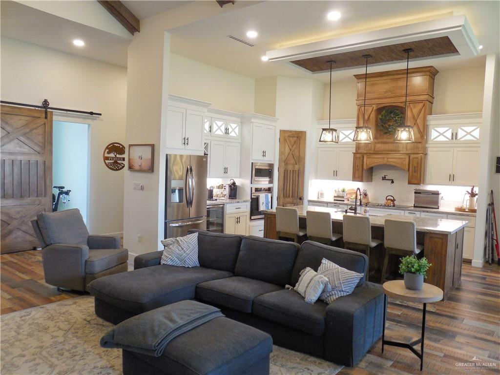 Edinburg, Texas 78539, United States, 4 Bedrooms Bedrooms, ,4 BathroomsBathrooms,Residential,Active,244793