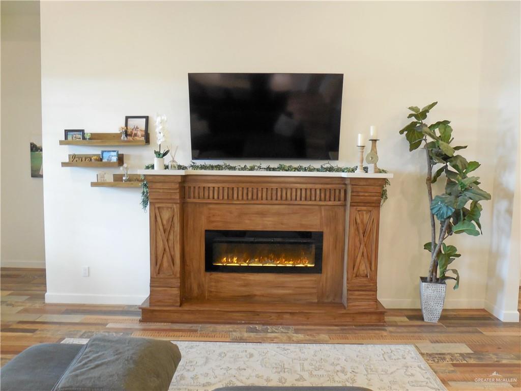 Edinburg, Texas 78539, United States, 4 Bedrooms Bedrooms, ,4 BathroomsBathrooms,Residential,Active,244793