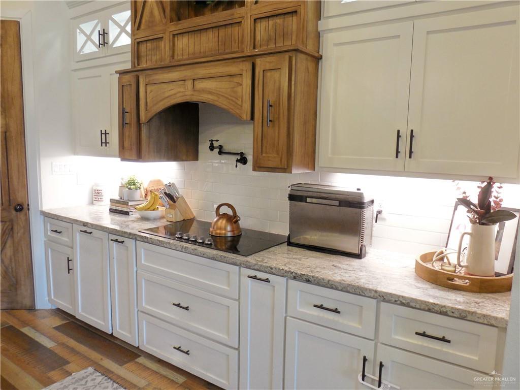 Edinburg, Texas 78539, United States, 4 Bedrooms Bedrooms, ,4 BathroomsBathrooms,Residential,Active,244793