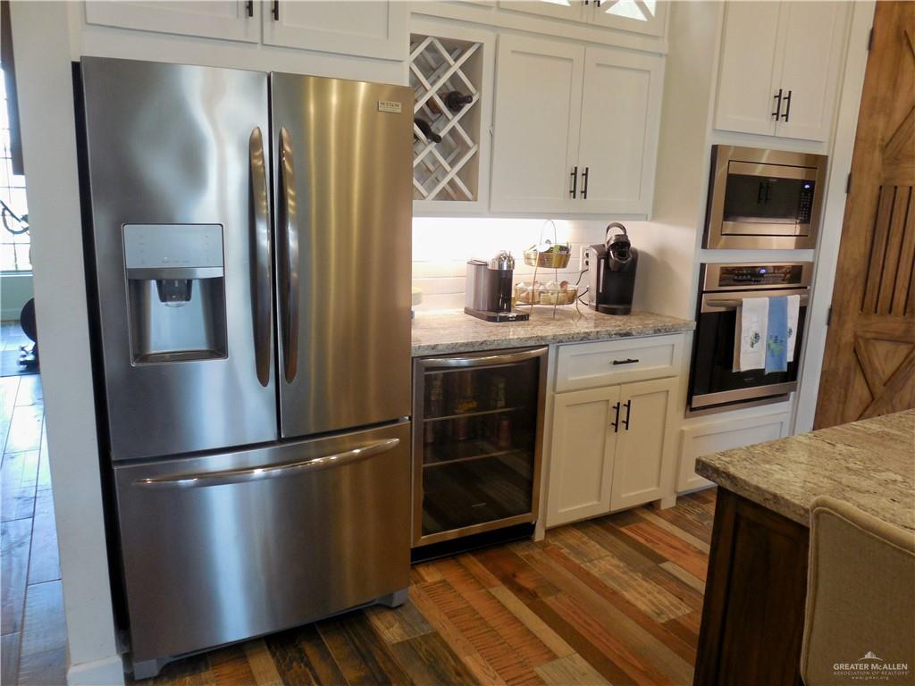 Edinburg, Texas 78539, United States, 4 Bedrooms Bedrooms, ,4 BathroomsBathrooms,Residential,Active,244793