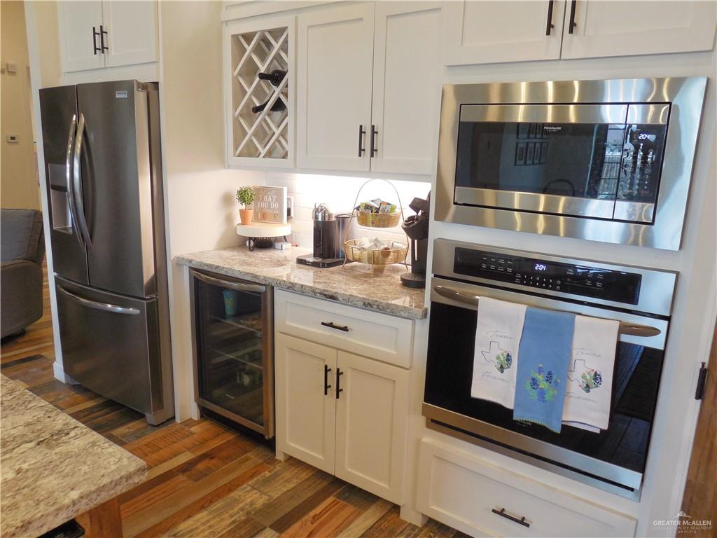 Edinburg, Texas 78539, United States, 4 Bedrooms Bedrooms, ,4 BathroomsBathrooms,Residential,Active,244793