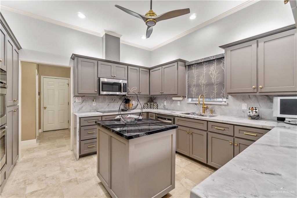 2102 Pecos Street, Mission, Texas image 11