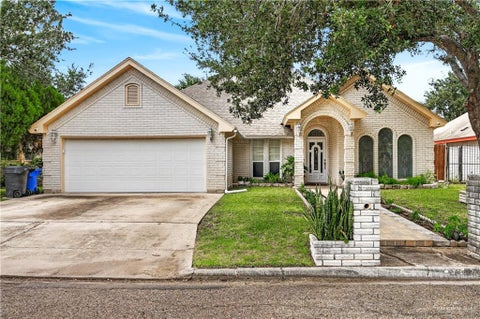 Homes For Sale - 2912 Kerria Avenue<br/> McAllen, TX 78501