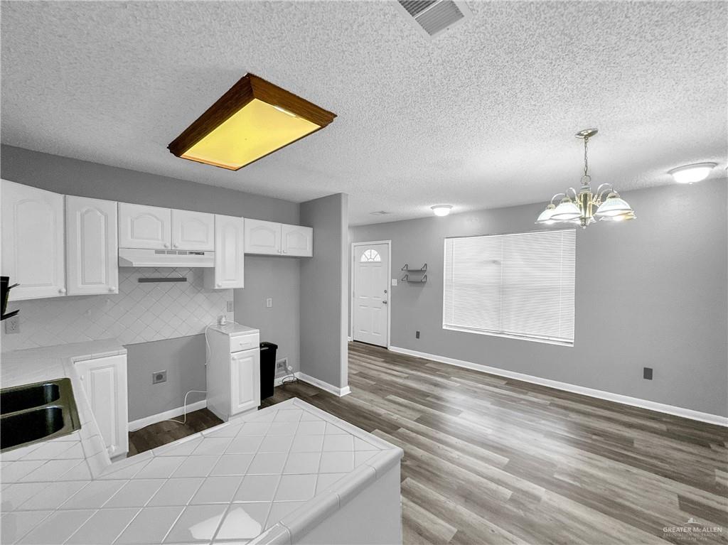 916 S 17 1/2 Street, McAllen, Texas image 3