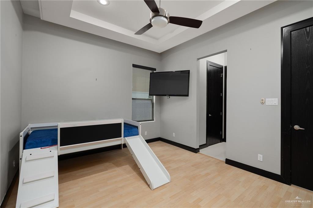 305 N Mockingbird Avenue, Mission, Texas image 14