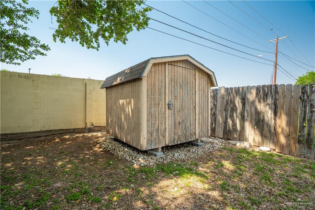 2407 Sycamore Avenue, Mission, Texas image 21
