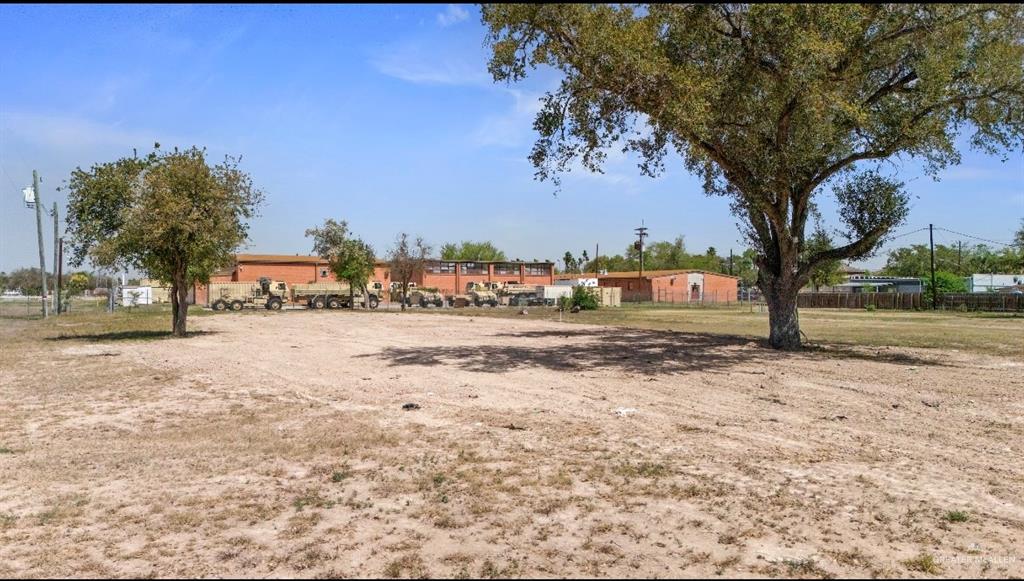 308 W Houston Avenue, McAllen, Texas image 4