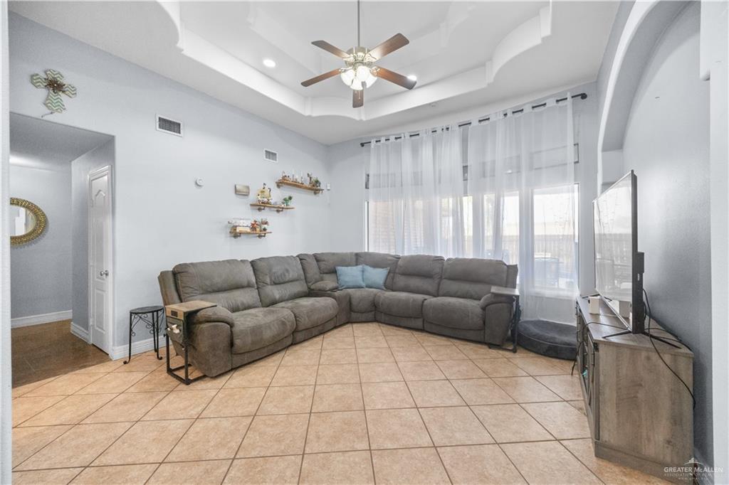 2316 N 34th Street N