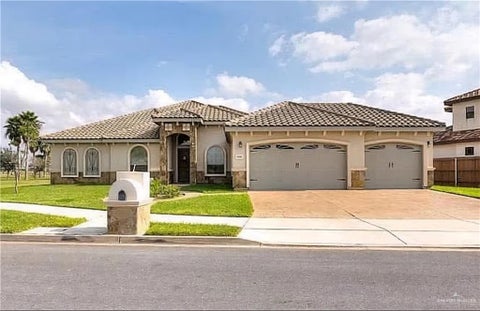 Homes For Sale - 4208 Southfork<br/> Edinburg, TX 78542