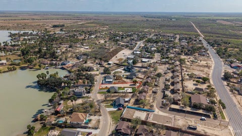 Vacant Land For Sale - 932 S Kika De La Garza Boulevard<br/> La Joya, TX 78560